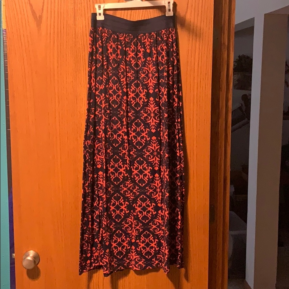 Long Skirt